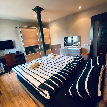 Opera Apartment Tbilisi Eksteriør billede